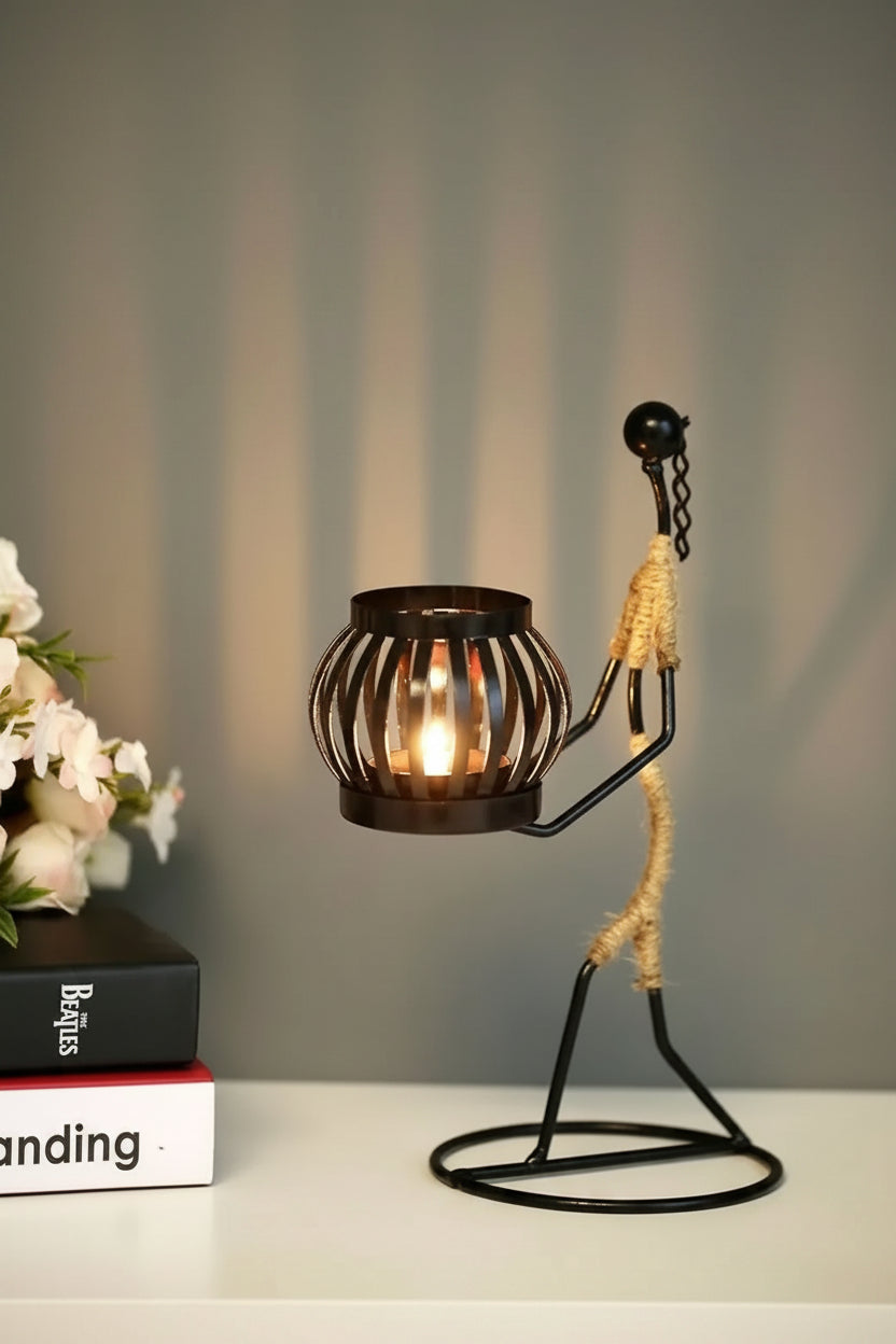 Casticai Escultural em Metal Nordico Kazaen