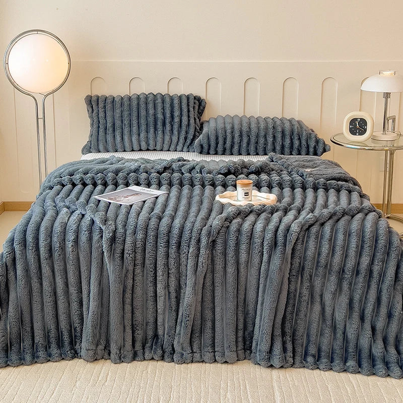 Cobertor de Flanela Listrado Luxuoso para Sofa e Soneca Kazaen