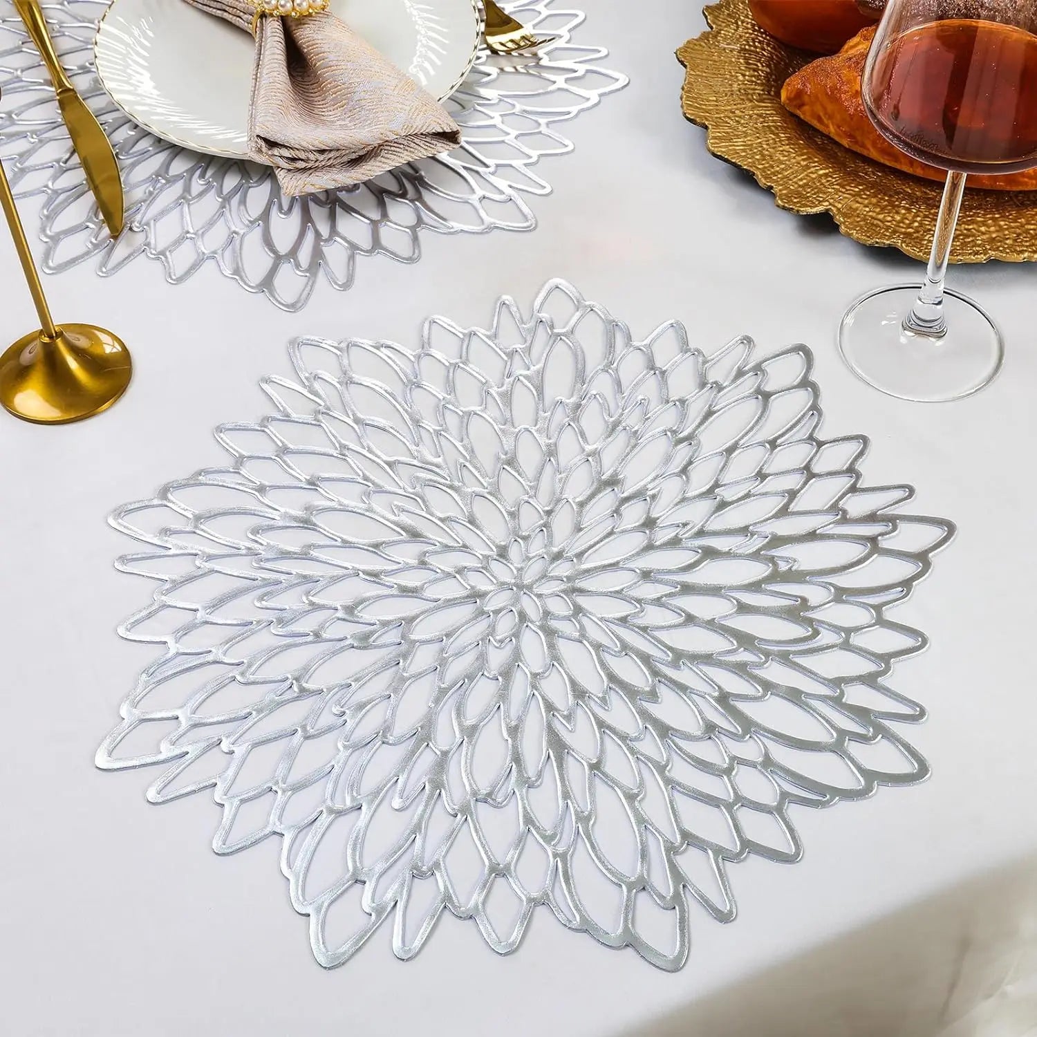 Conjunto de 4 Tapetes de Mesa em PVC Dourado Kazaen