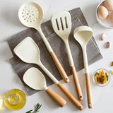 Conjunto de Utensílios de Cozinha em Silicone e Madeira Nobre Kazaen