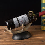 Escultura para Vinho em Resina Chifres de Cervo